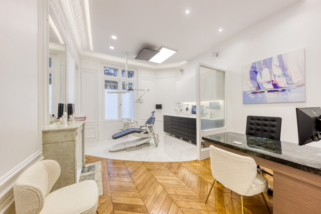 Dr Marin Pomperski - Chirurgien Dentiste - Esthétique - Paris